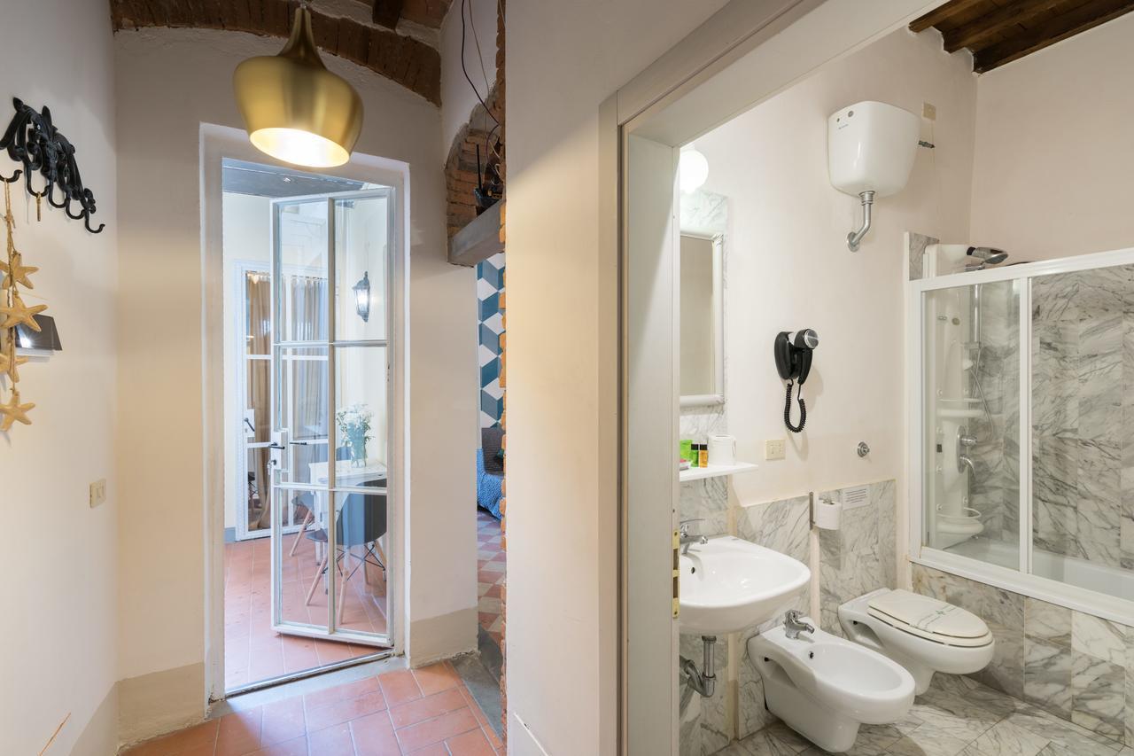 F6 - Santa Croce One Bedroom Flat For 2 Or 3 Guests Флоренція Екстер'єр фото